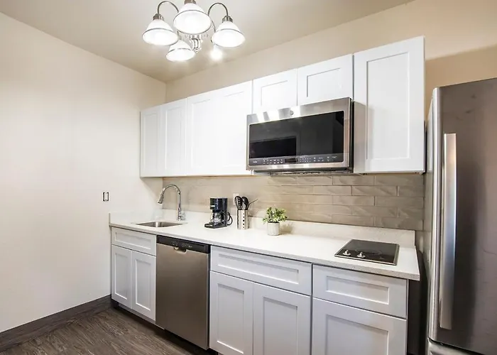 Holiday home Vistas 202- Modern 1bd Great Location