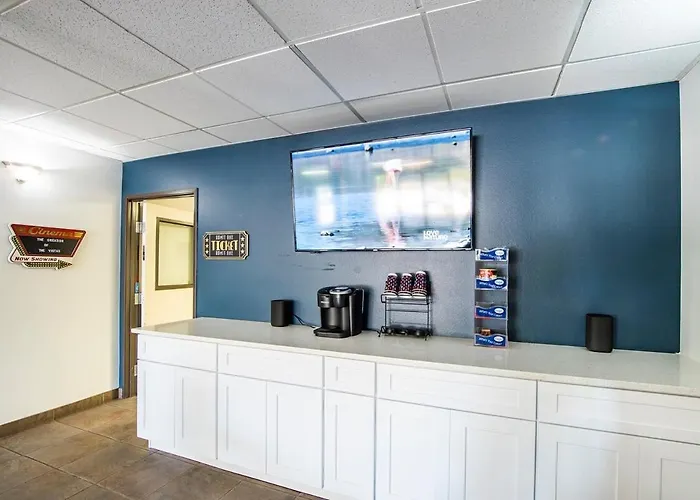 Vistas 202- Modern 1bd Great Location Holiday home Sierra Vista