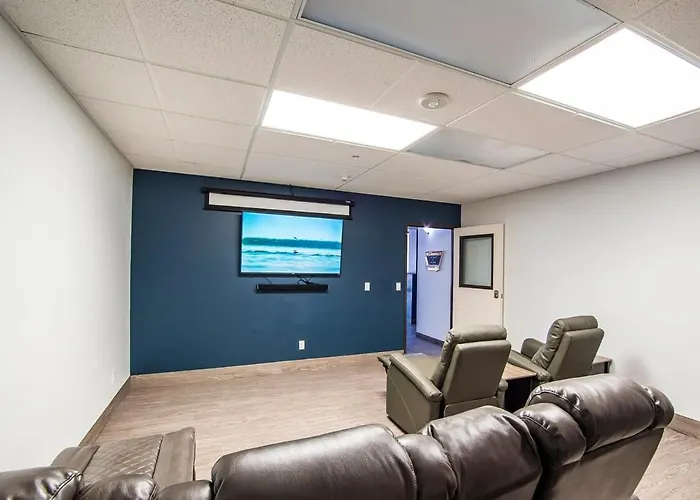 Vistas 202- Modern 1bd Great Location Holiday home *