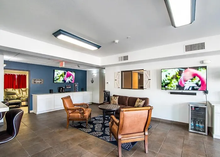 Vistas 202- Modern 1bd Great Location Sierra Vista